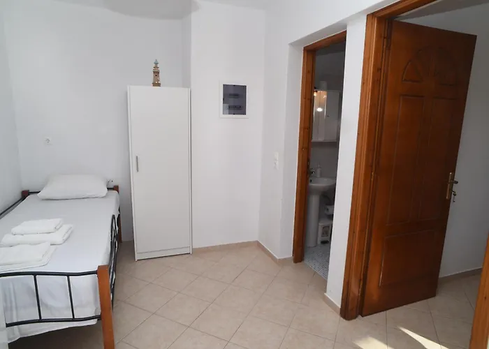 Fotis Naxos Plaka (Naxos)