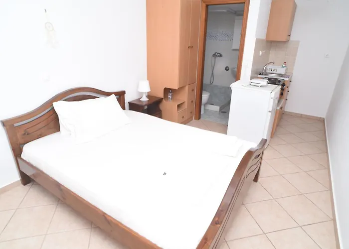 Fotis Naxos * Plaka (Naxos)